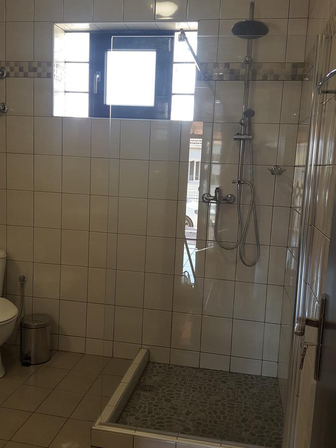 Vila Tom'S House Nea Karvali Exteriér fotografie